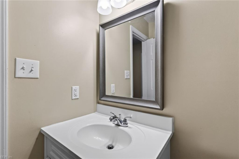 Photo 19 of 26 residential for sale in Virginia Beach virginia