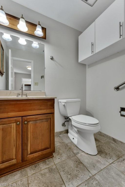 Photo 16 of 42 residential for sale in Virginia Beach virginia