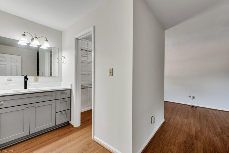 Photo 22 of 42 residential for sale in Virginia Beach virginia