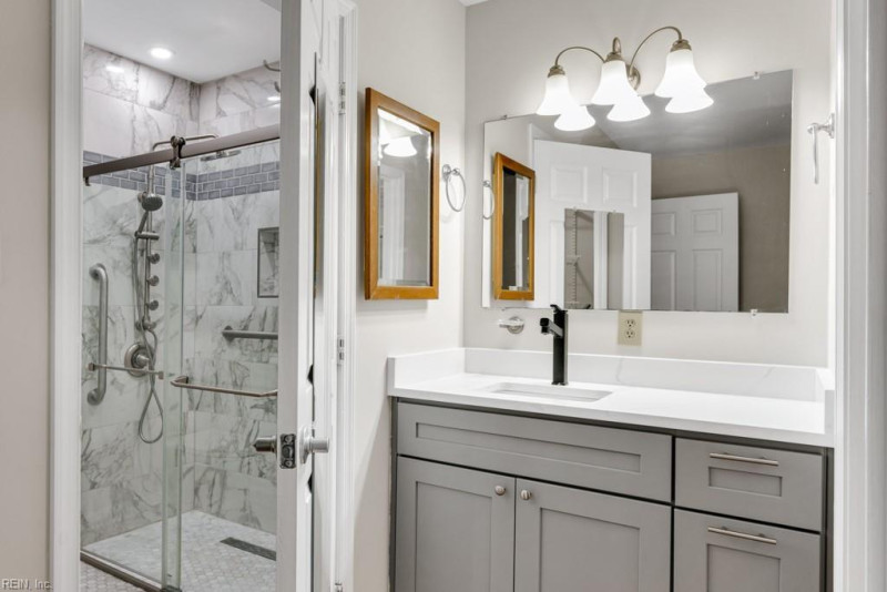 Photo 23 of 42 residential for sale in Virginia Beach virginia