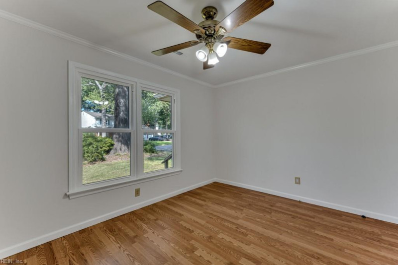 Photo 25 of 42 residential for sale in Virginia Beach virginia