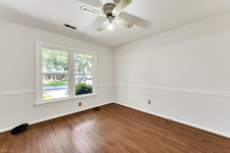 Photo 7 of 42 residential for sale in Virginia Beach virginia