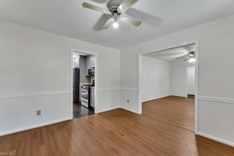 Photo 8 of 42 residential for sale in Virginia Beach virginia