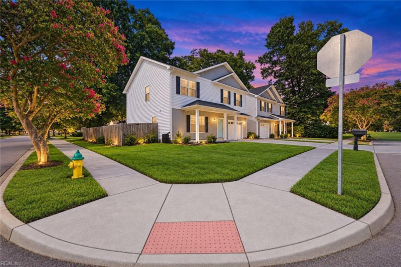 Photo 3 of 41 residential for sale in Norfolk virginia