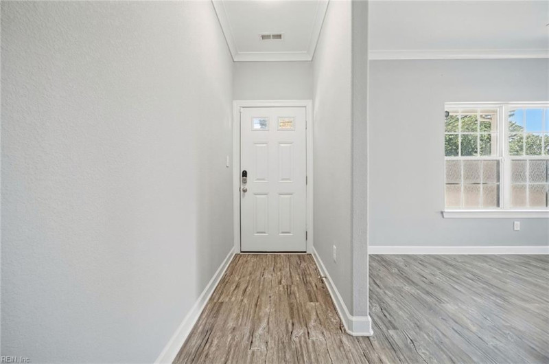 Photo 5 of 41 residential for sale in Norfolk virginia