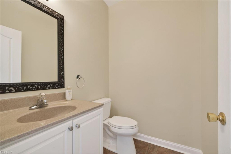 Photo 16 of 50 residential for sale in Moyock virginia