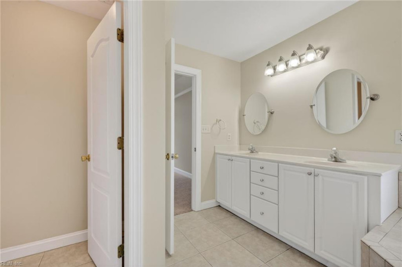 Photo 23 of 50 residential for sale in Moyock virginia