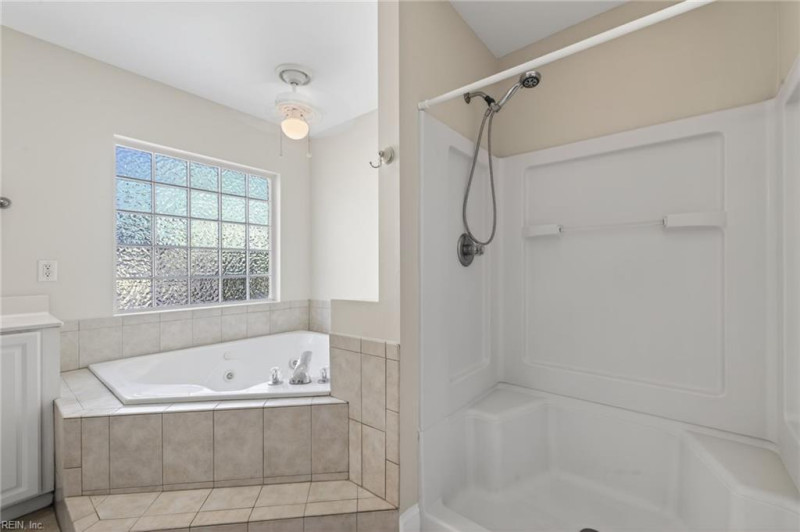 Photo 27 of 50 residential for sale in Moyock virginia