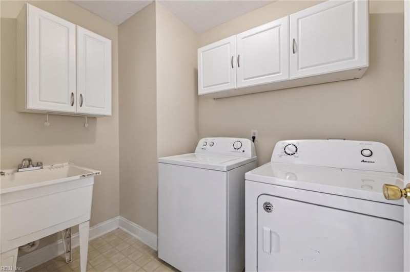 Photo 37 of 50 residential for sale in Moyock virginia