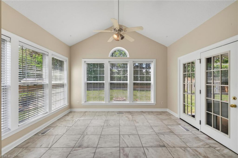 Photo 4 of 50 residential for sale in Moyock virginia