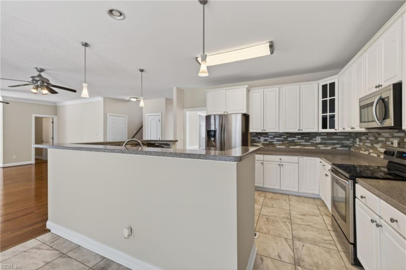 Photo 7 of 50 residential for sale in Moyock virginia