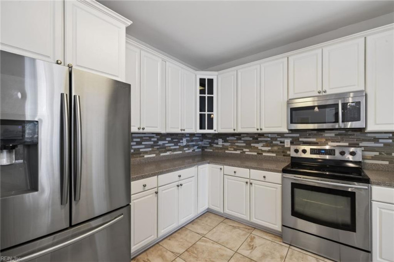 Photo 9 of 50 residential for sale in Moyock virginia