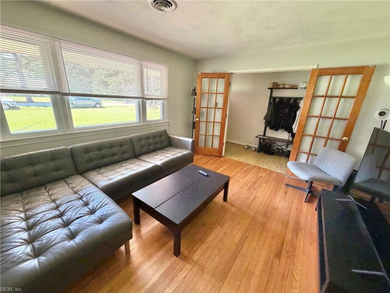 Photo 11 of 50 residential for sale in Suffolk virginia Photo 11 of 50 residential for sale in Suffolk virginia