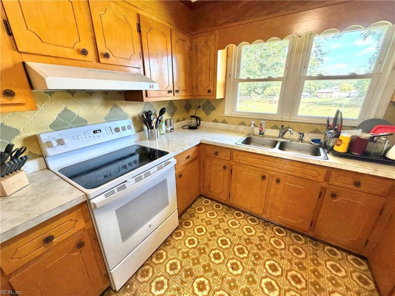 Photo 16 of 50 residential for sale in Suffolk virginia Photo 16 of 50 residential for sale in Suffolk virginia
