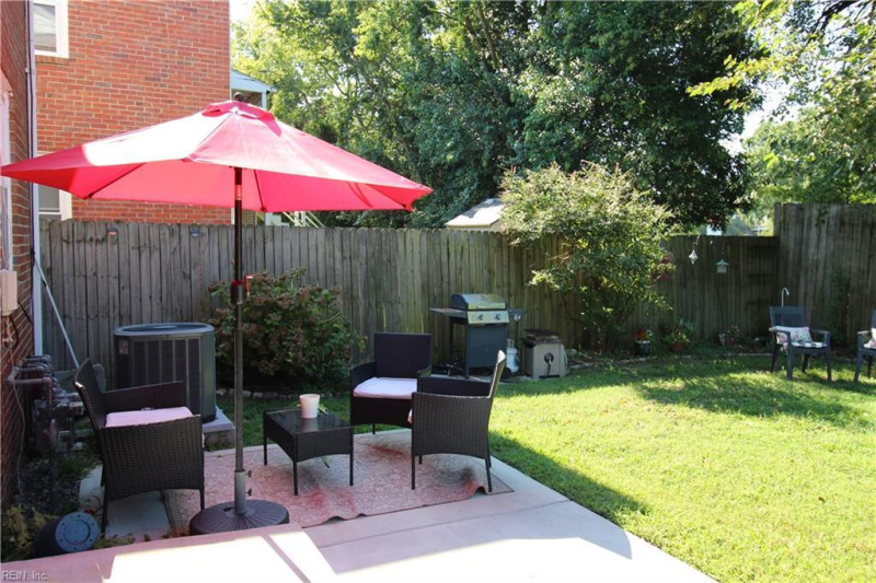Photo 15 of 18 residential for sale in Norfolk virginia