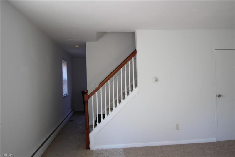 Photo 3 of 18 residential for sale in Norfolk virginia