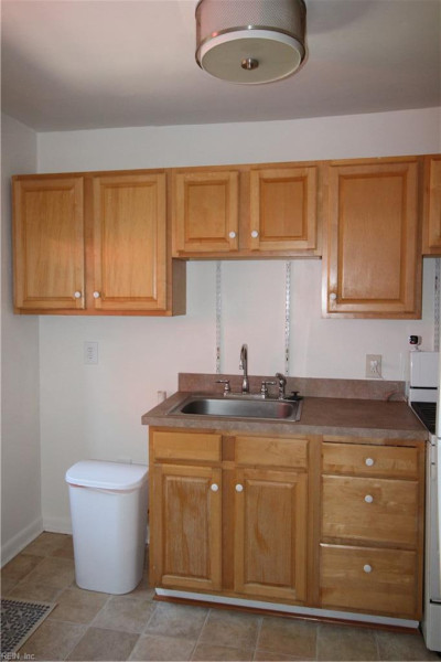 Photo 5 of 18 residential for sale in Norfolk virginia
