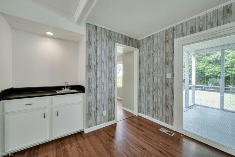 Photo 17 of 42 residential for sale in Virginia Beach virginia