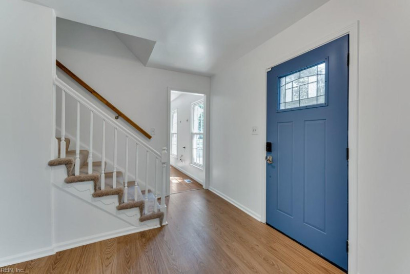 Photo 3 of 42 residential for sale in Virginia Beach virginia