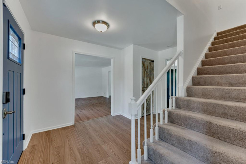 Photo 4 of 42 residential for sale in Virginia Beach virginia