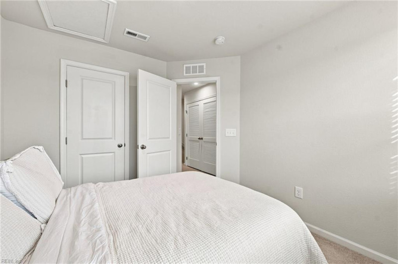 Photo 31 of 39 residential for sale in Suffolk virginia