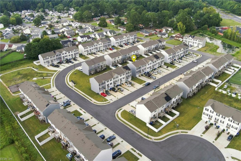 Photo 37 of 39 residential for sale in Suffolk virginia