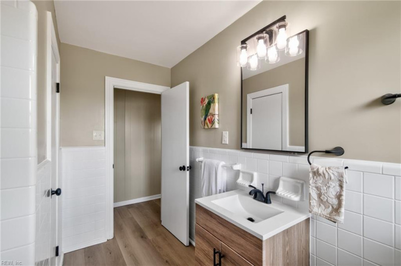 Photo 21 of 40 residential for sale in Suffolk virginia