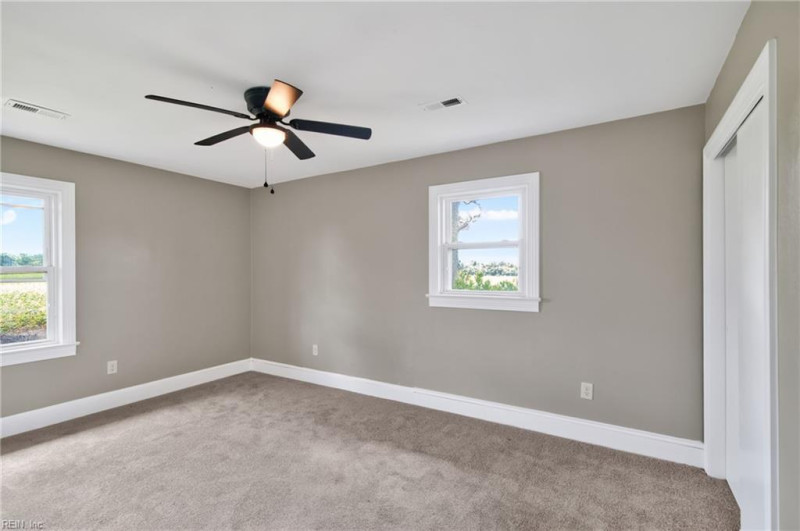 Photo 22 of 40 residential for sale in Suffolk virginia