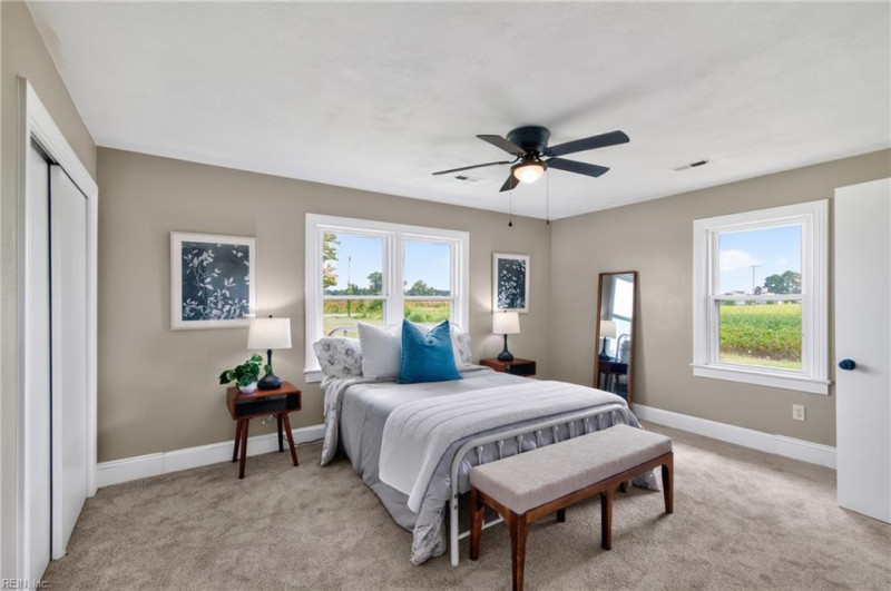 Photo 25 of 40 residential for sale in Suffolk virginia