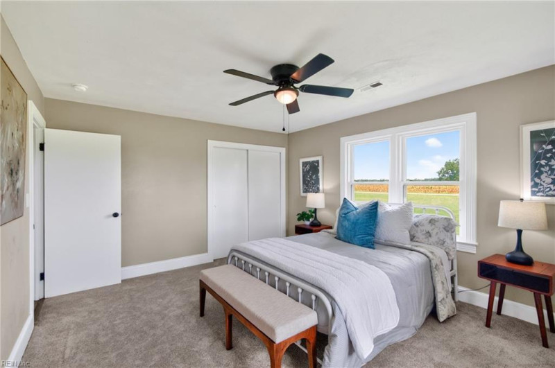 Photo 28 of 40 residential for sale in Suffolk virginia