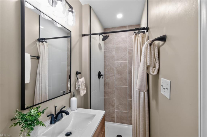 Photo 29 of 40 residential for sale in Suffolk virginia