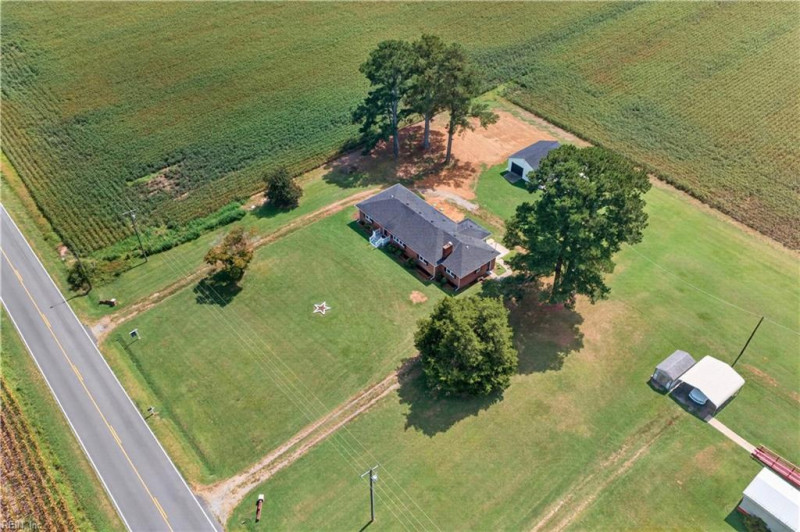Photo 38 of 40 residential for sale in Suffolk virginia