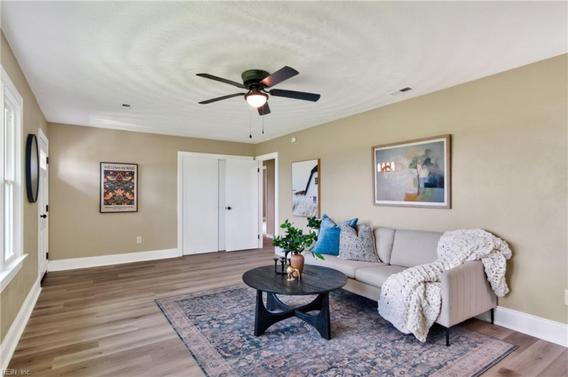 Photo 9 of 40 residential for sale in Suffolk virginia