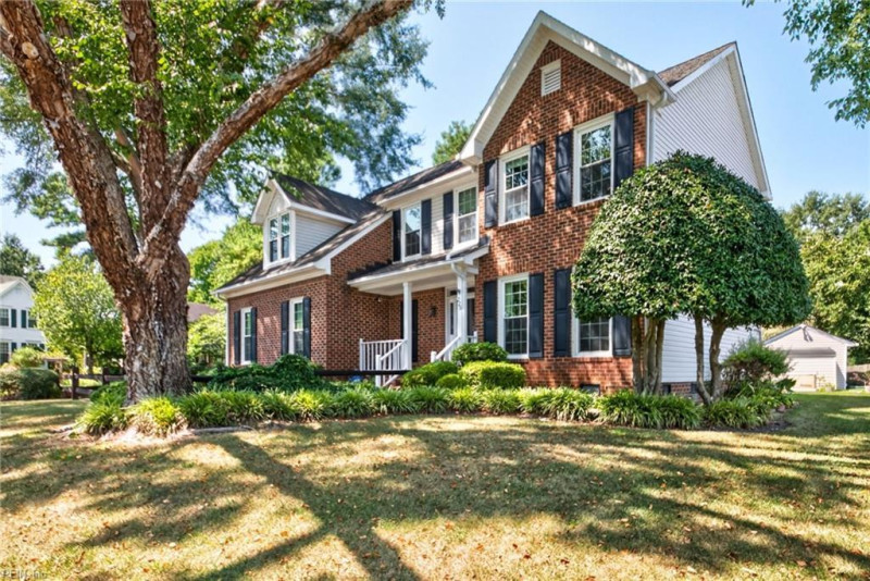 Photo 2 of 46 residential for sale in Chesapeake virginia