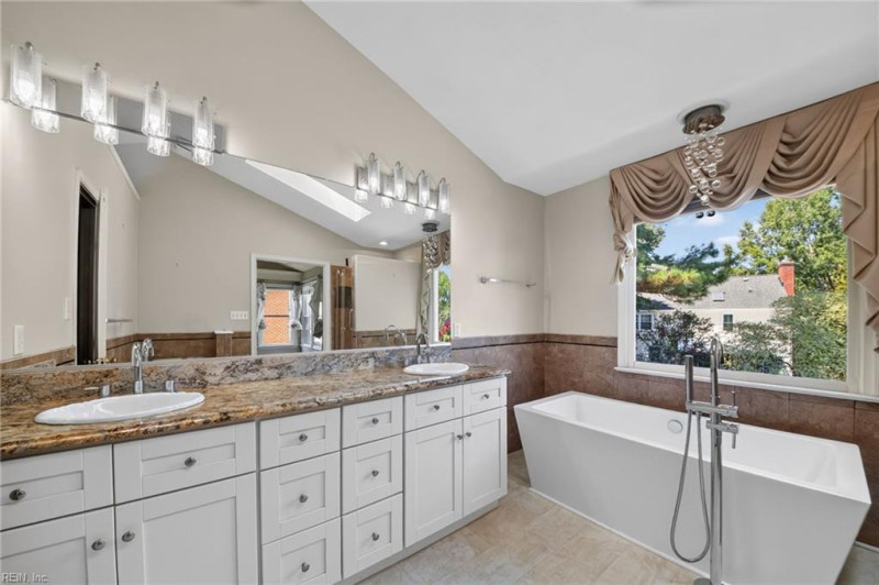 Photo 27 of 46 residential for sale in Chesapeake virginia
