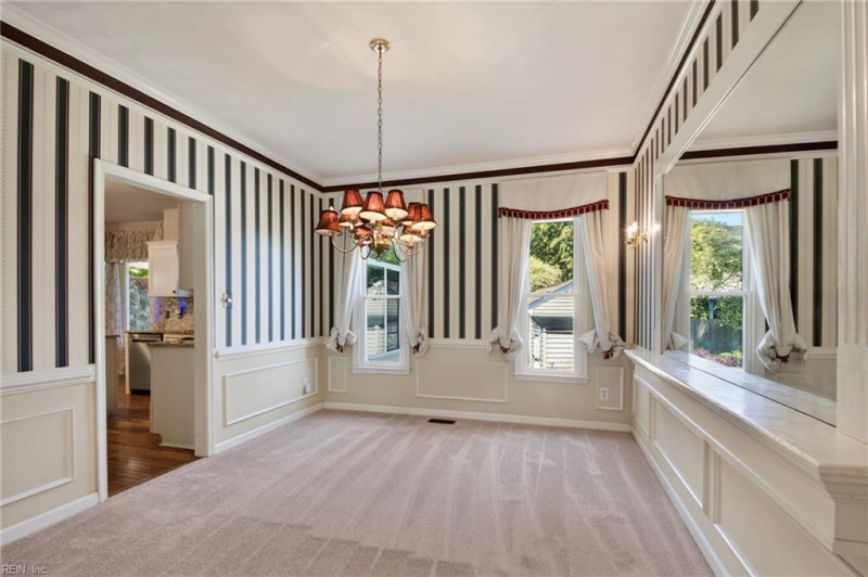 Photo 9 of 46 residential for sale in Chesapeake virginia
