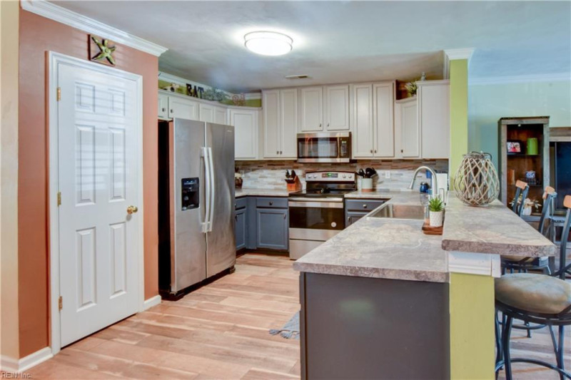 Photo 9 of 36 residential for sale in Chesapeake virginia Photo 9 of 36 residential for sale in Chesapeake virginia