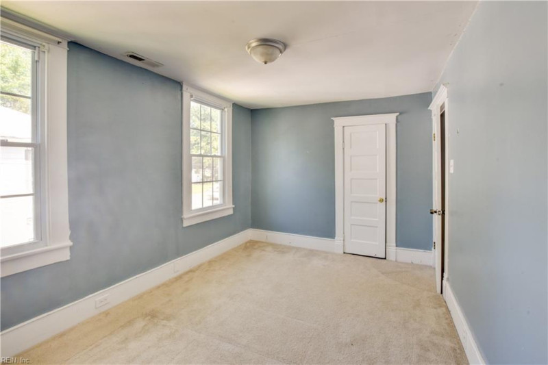 Photo 24 of 50 residential for sale in Suffolk virginia