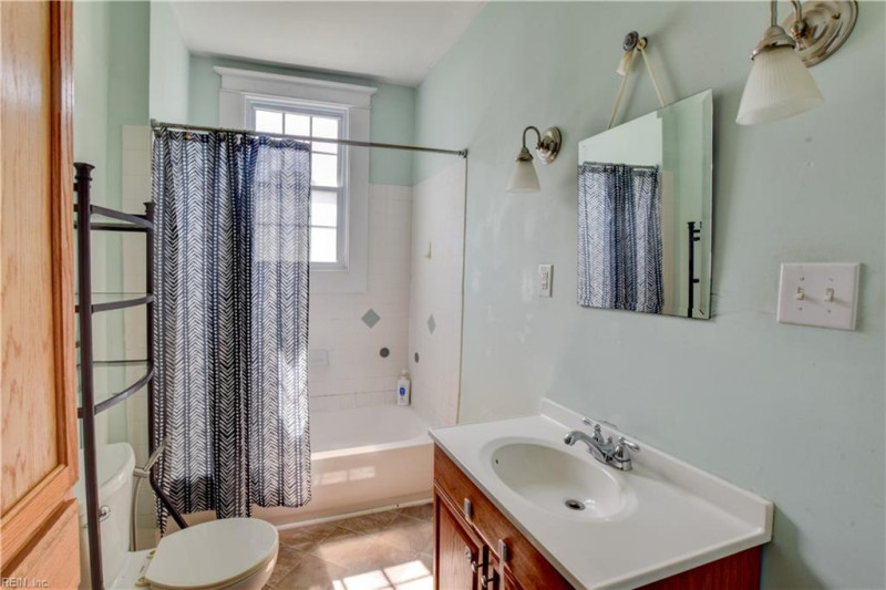 Photo 29 of 50 residential for sale in Suffolk virginia