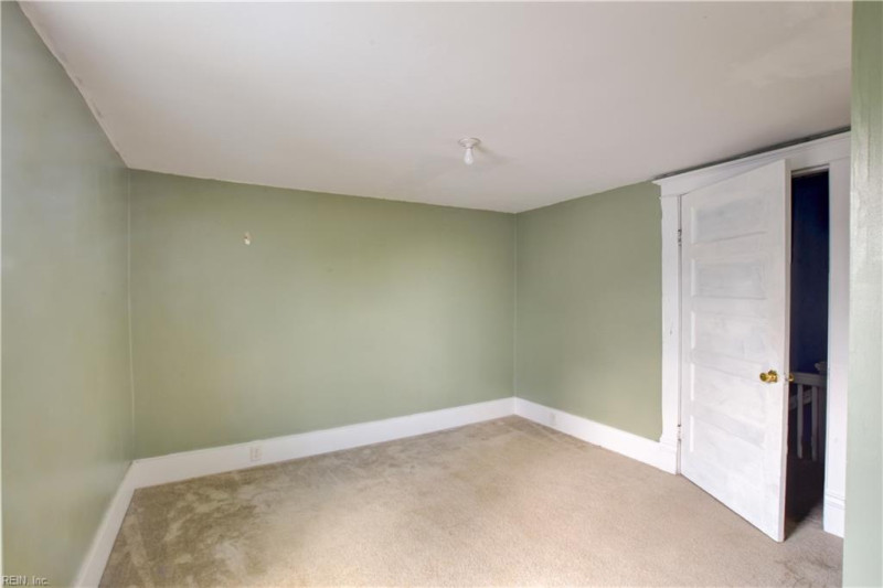 Photo 34 of 50 residential for sale in Suffolk virginia