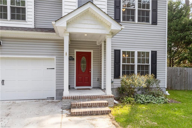 Photo 15 of 36 residential for sale in Isle of Wight County virginia