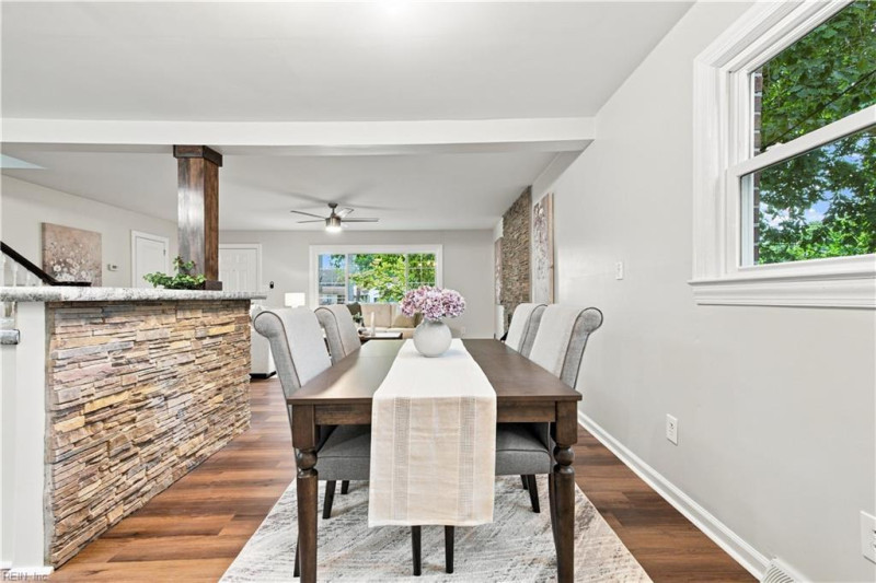 Photo 11 of 31 residential for sale in Newport News virginia