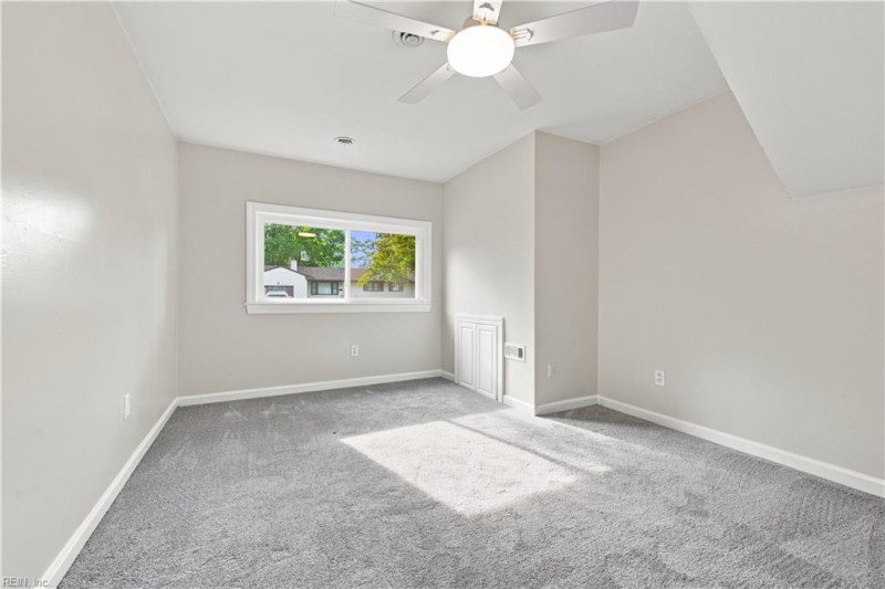 Photo 25 of 31 residential for sale in Newport News virginia