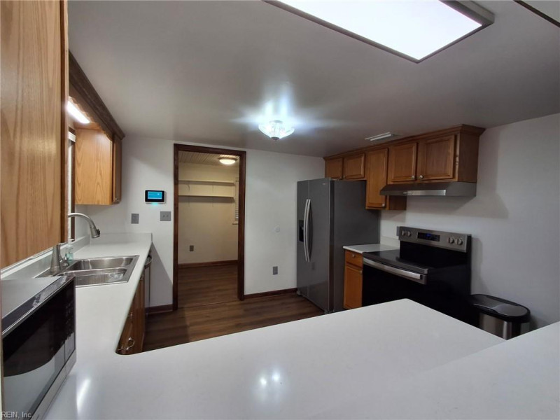 Photo 11 of 32 residential for sale in Southampton County virginia