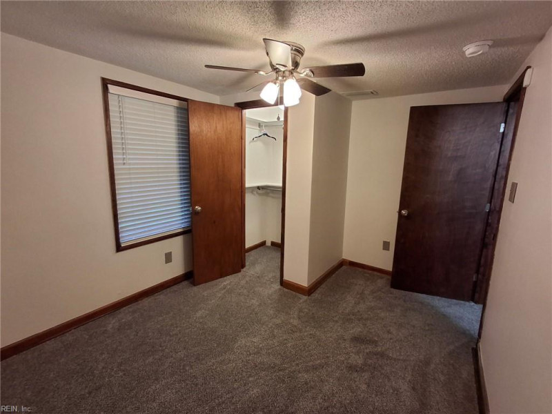 Photo 12 of 32 residential for sale in Southampton County virginia