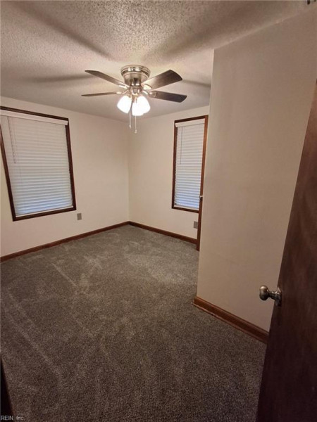 Photo 13 of 32 residential for sale in Southampton County virginia
