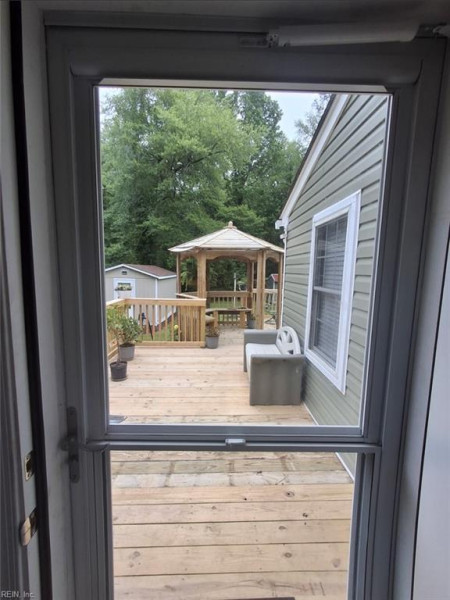 Photo 19 of 32 residential for sale in Southampton County virginia