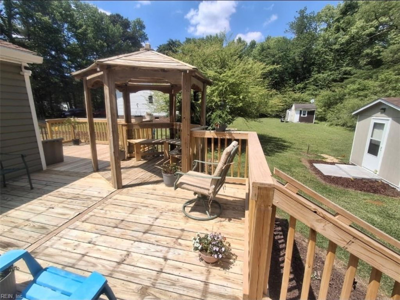 Photo 20 of 32 residential for sale in Southampton County virginia
