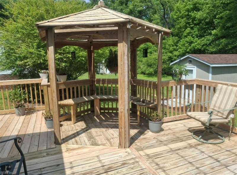 Photo 22 of 32 residential for sale in Southampton County virginia