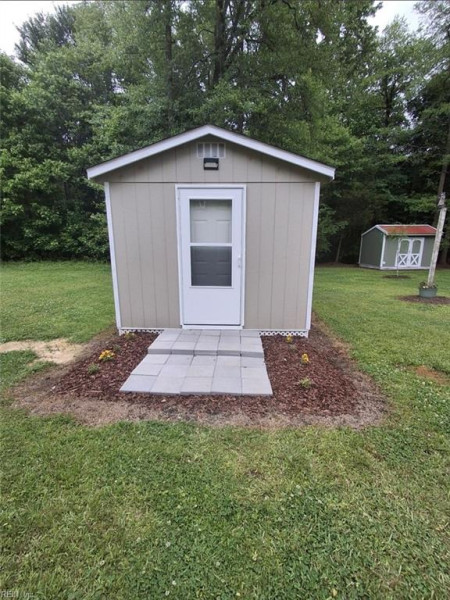 Photo 24 of 32 residential for sale in Southampton County virginia